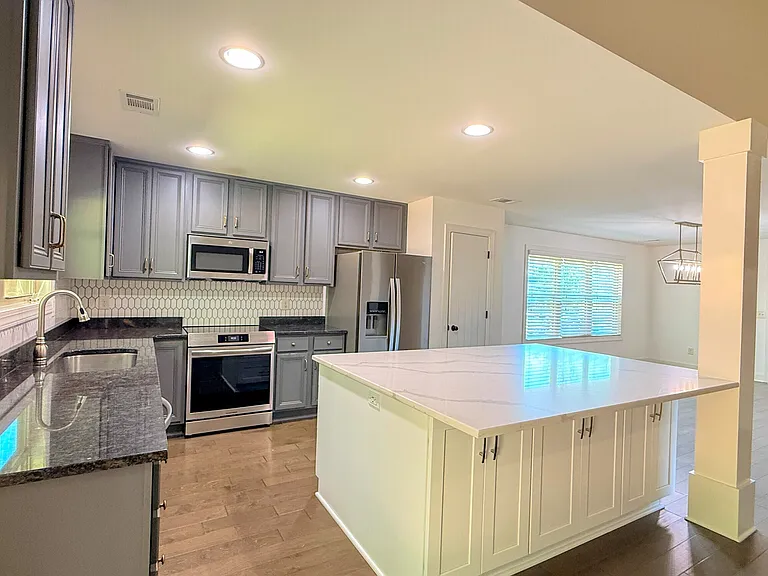 338 Brookstone Dr — Photo 7
