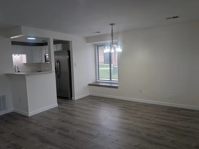 9601 Brassie Way — Photo 6