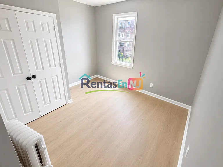 335 Myrtle Ave #2B — Photo 6