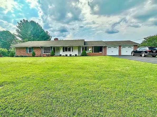 120 Jaynes Rd, Johnson City, TN 37601