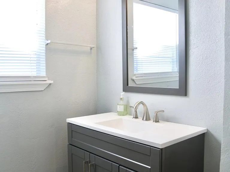 211 Westoak Rd #2 — Photo 11