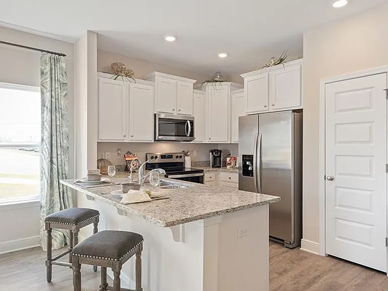 6039 Bemiss Towns Dr — Photo 7