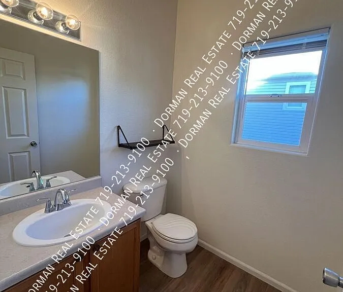 8774 Silver Glen Dr — Photo 18