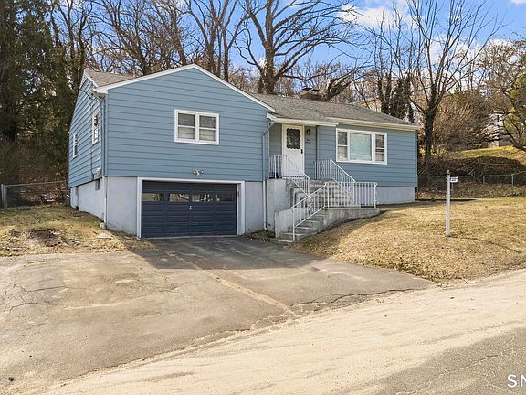 2nd image of 47 Juniper Ridge Drive