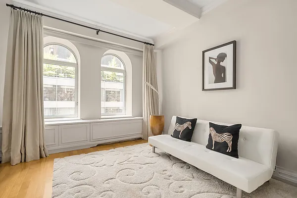 Rented by Douglas Elliman | media 6