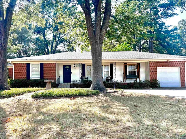 3001 Mary Mack Dr, Marshall, TX 75672