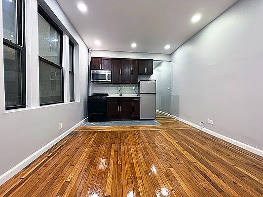 2nd image of 515 W 156th St APT 36