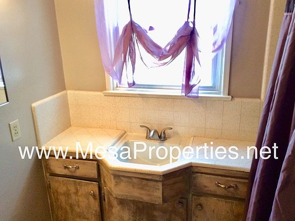 3rd image of 931 N Palm Ave