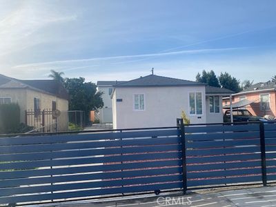 830 E 109th St, Los Angeles, CA, 90059