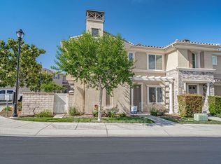 23939 Brescia Dr, Valencia, CA 91354