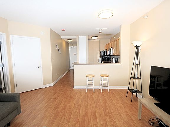 4th image of 222 N Columbus Dr APT 1705