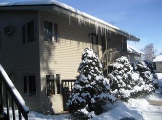 14643 62nd St N APT 1, Stillwater, MN 55082