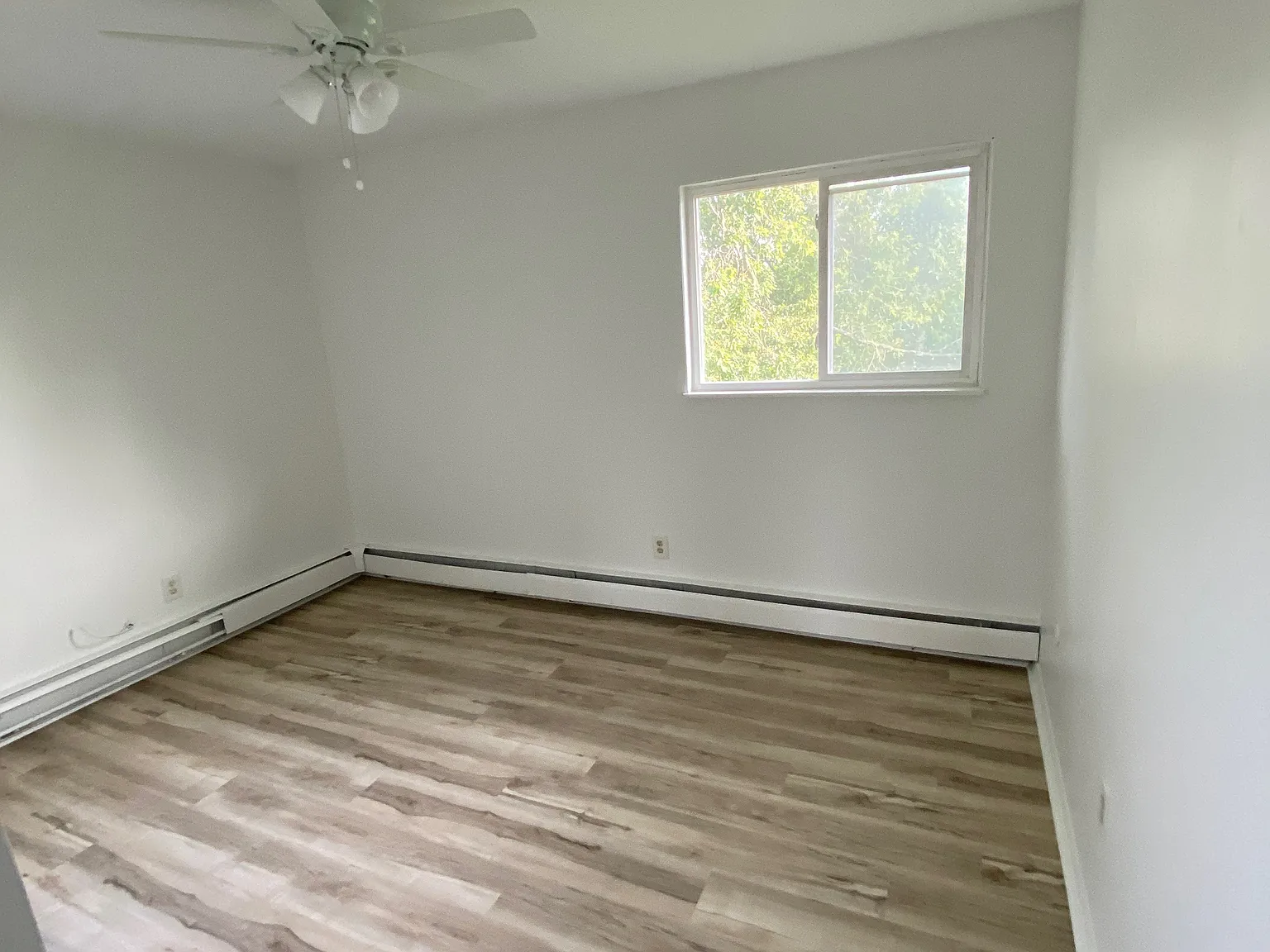 Studio, 750 sqft, $1,025 — Photo 3