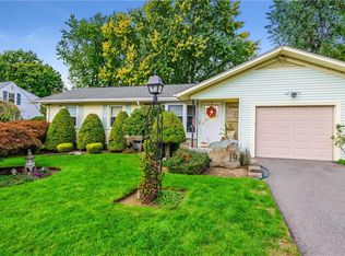 19 Redwood Dr, Cumberland, RI 02864