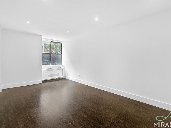 2nd image of 27 W 16th St APT Lg