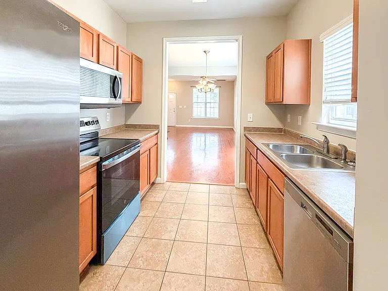 521 Woodson Dr — Photo 11