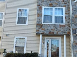 17 Gwynnswood Rd, Owings Mills, MD 21117