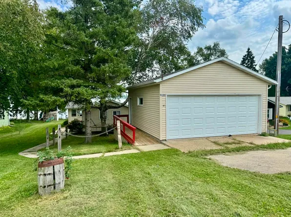 N9384 Idle Hour Dr, Randolph, WI 53956