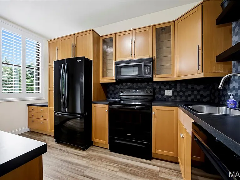 4320 W Pine Blvd #A — Photo 11