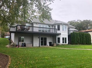 4527 Riverside Rd, Waterford, WI 53185