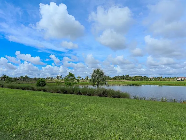5507 Palmer Cir #105 — Photo 9