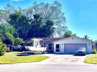 4866 Tahiti Ln, Naples, FL 34112