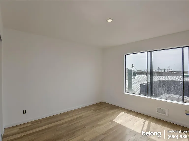 1475 Hawes St #B — Photo 16
