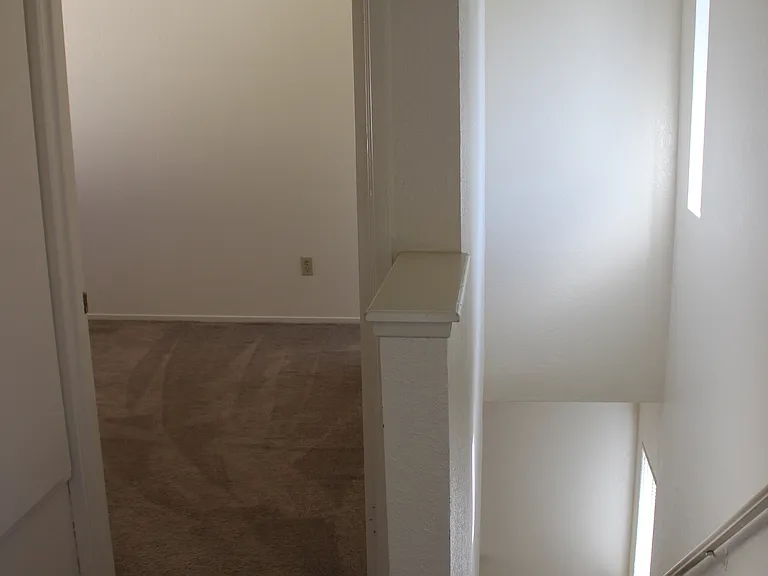 715 Creston Rd #D — Photo 13