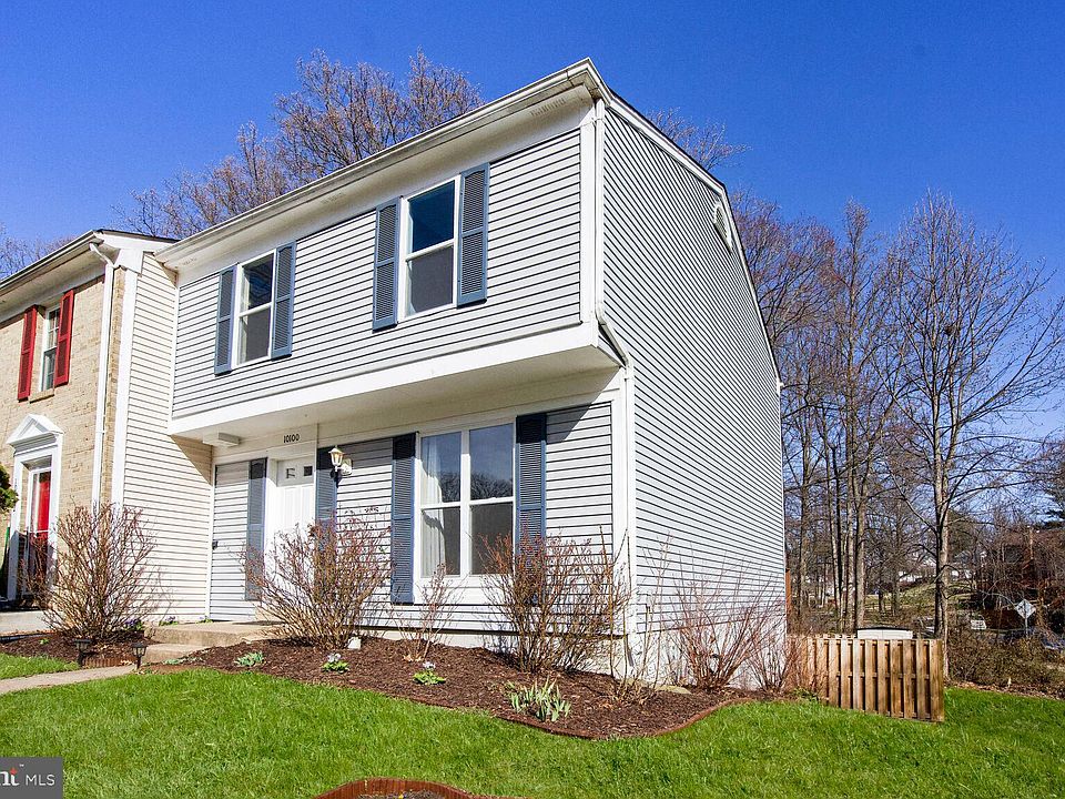 1st image of 10100 Sassafras Woods Ct
