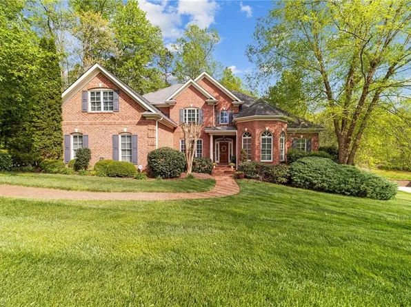 5803 Harriet Ct, Summerfield, NC 27358