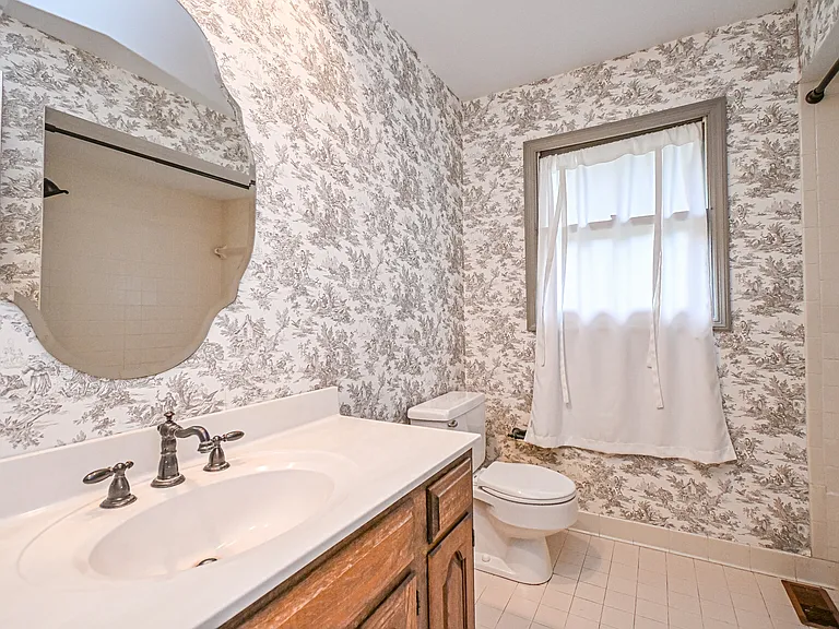 5959 Shallow Creek Dr — Photo 48