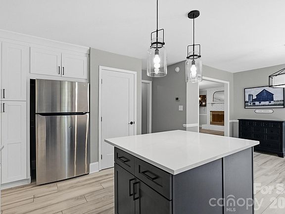 5th image of 9918 Ridgemore Dr