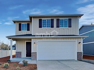 216 Smith Dr, Enumclaw, WA 98022