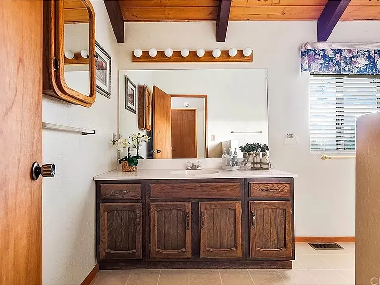 28132 Arbon Ln — Photo 15