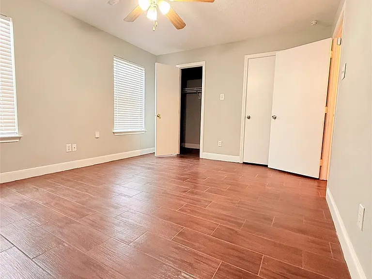 320 Willowick St — Photo 10