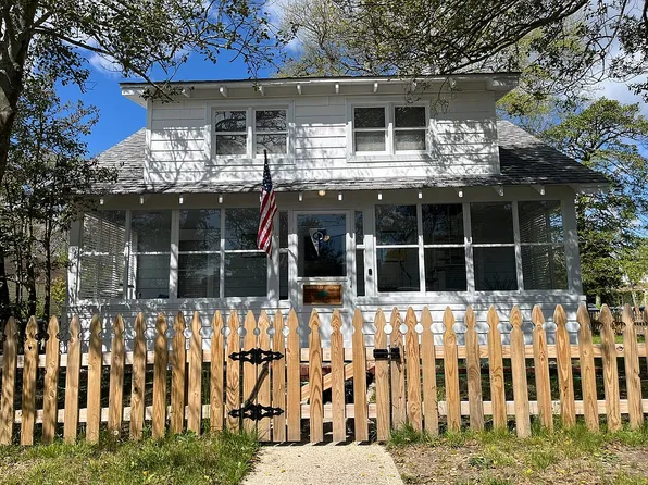 220 Garfield Ave, Toms River, NJ 08753