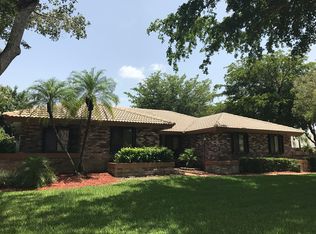 5051 NW 88th Ln, Coral Springs, FL 33067