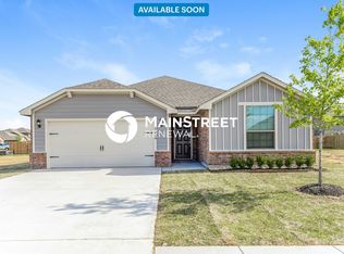 824 NW 6th St, Newcastle, OK 73065