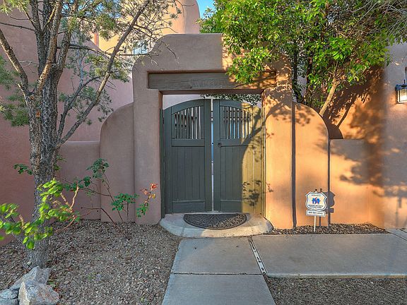 4th image of 10928 Farola Dr NW