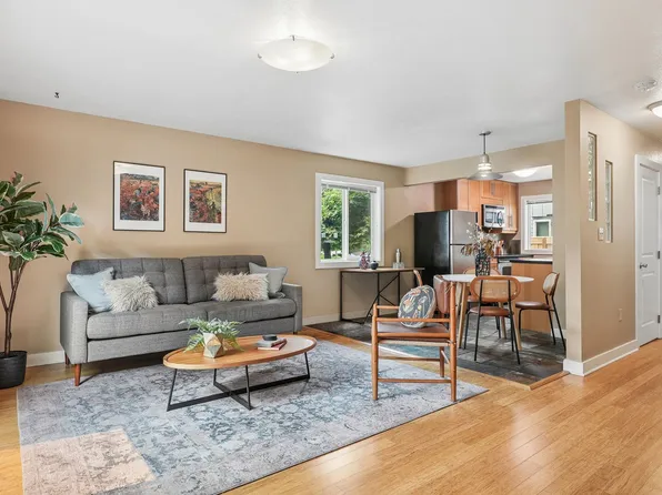 NE 32nd, 4934-4942 NE 32nd Pl, Portland, OR 97211