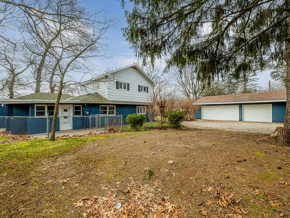 1st image of 2120 Sunrise Ln