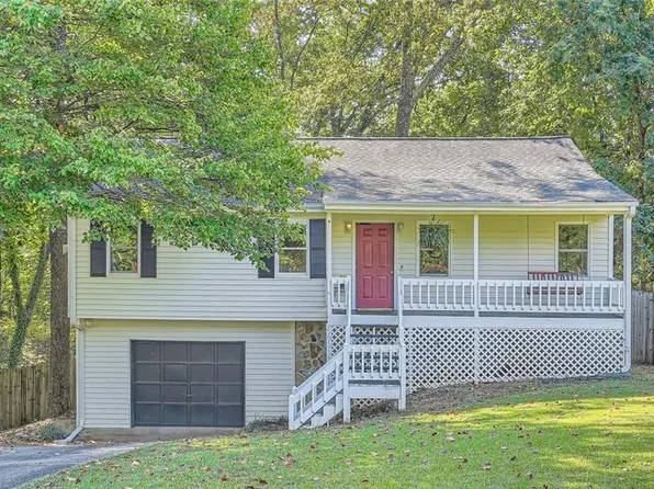 284 Laureen Ln SE, Mableton, GA 30126