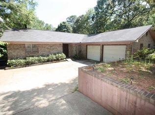 85 Turkey Point Ct, Lagrange, GA 30240