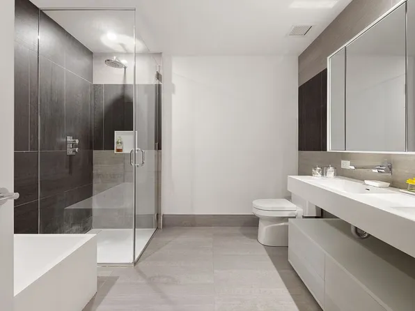 540 West 49th Street image 6 of 9