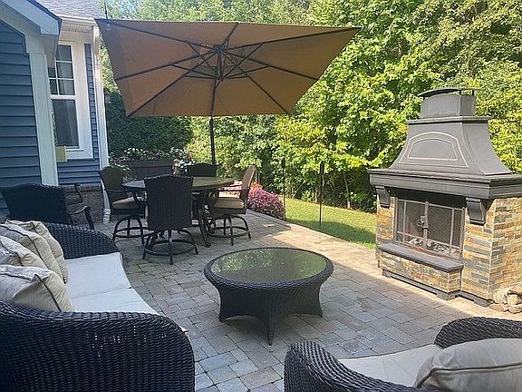 4th image of 48828 Garden Ln #21