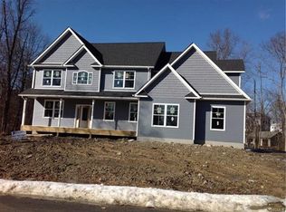 11 Robalene Dr, Goshen, NY 10924