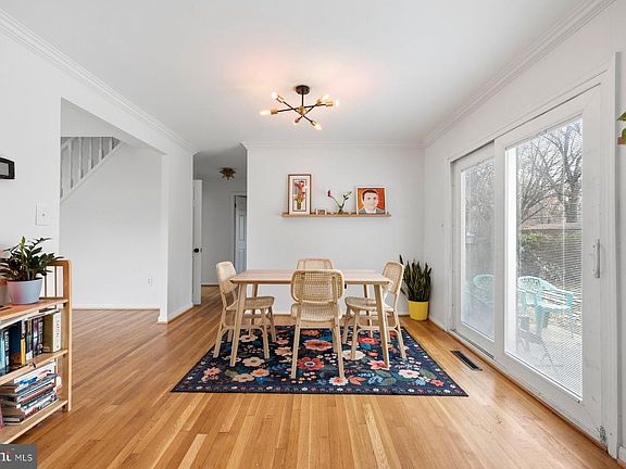 3rd image of 1204 Canberwell Rd