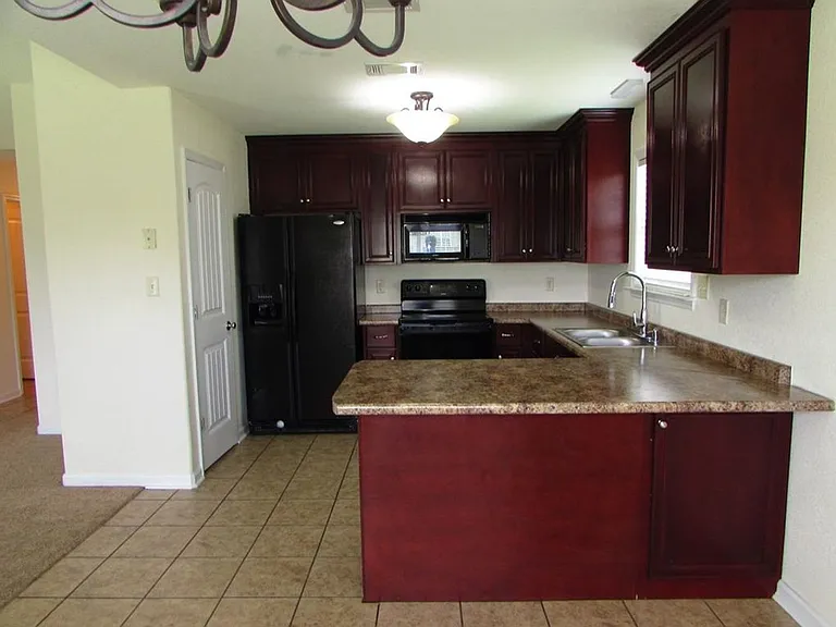 4717 Custer Dr — Photo 7
