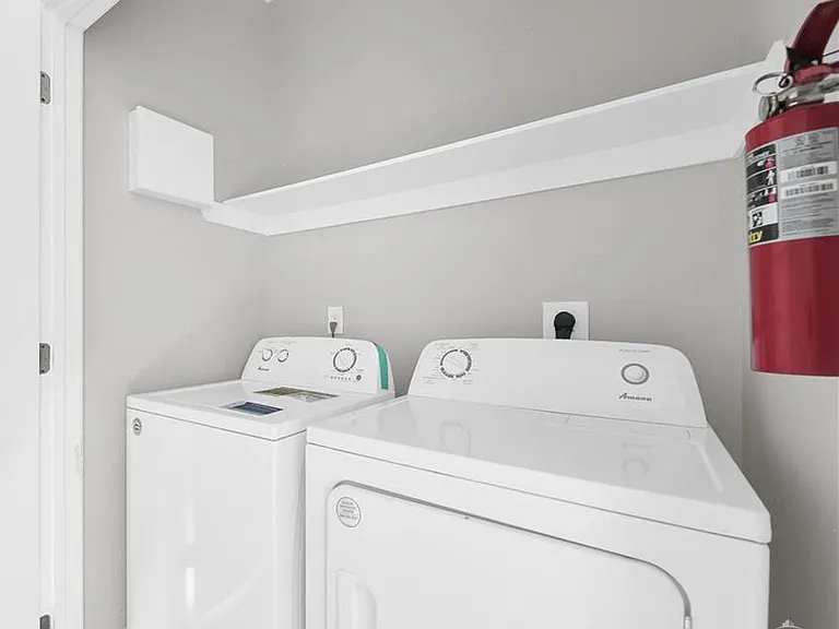 5201 N Winona Dr #3 — Photo 10