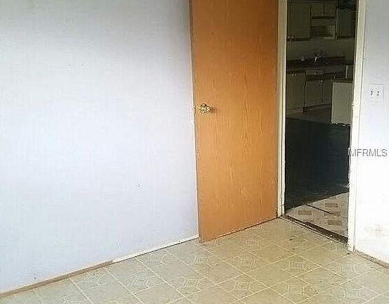 5th image of 530 E Rosewood Ln #1